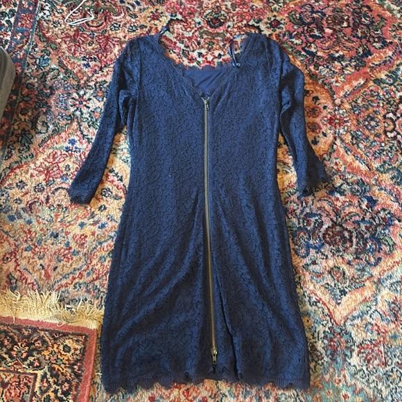 Navy lace Dianne von furstenberg dress size 12 - Picture 3 of 3